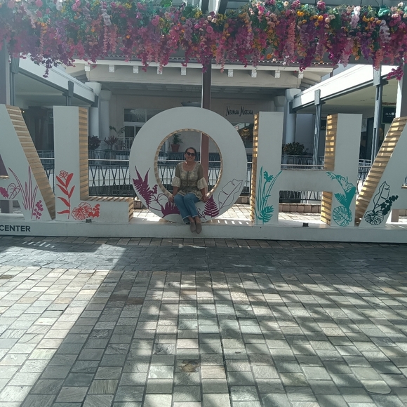 Unlisted Live Show Item! Closet Clearout! - Picture 1 of 1